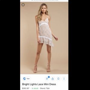 Cute EXCELLENT condition white lace flirty dress